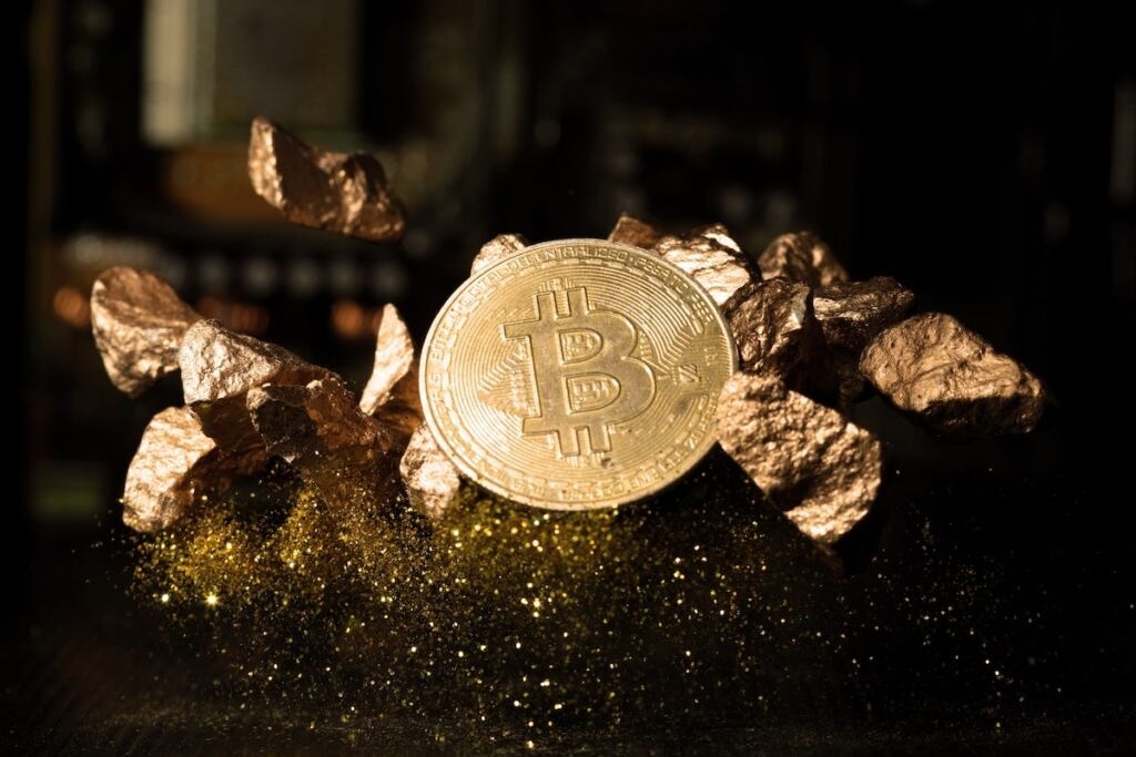 Peter Schiff Asks If Bitcoin Is 'Digital Gold' Why Is It Trading 13% Below Record Highs Despite 'All The Hype' And Trump Administration Support